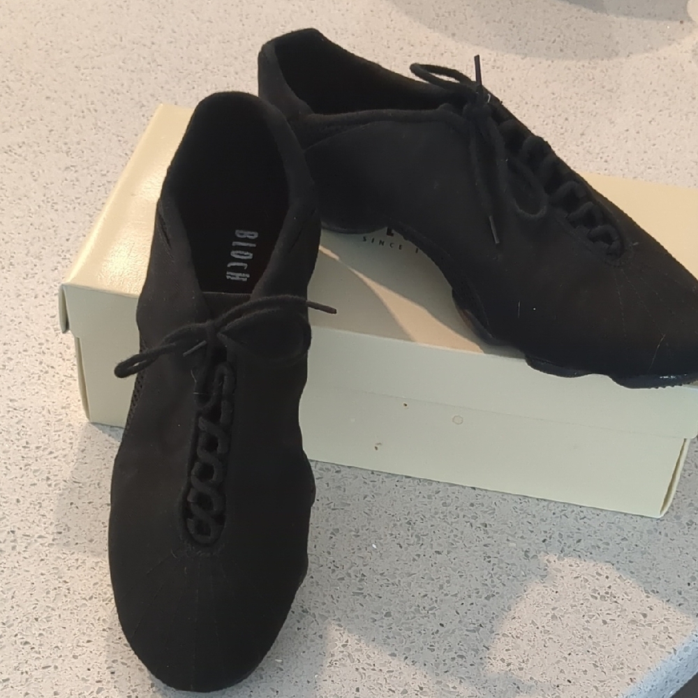 Bloch Black Athletic Shoes Lightweight Knit